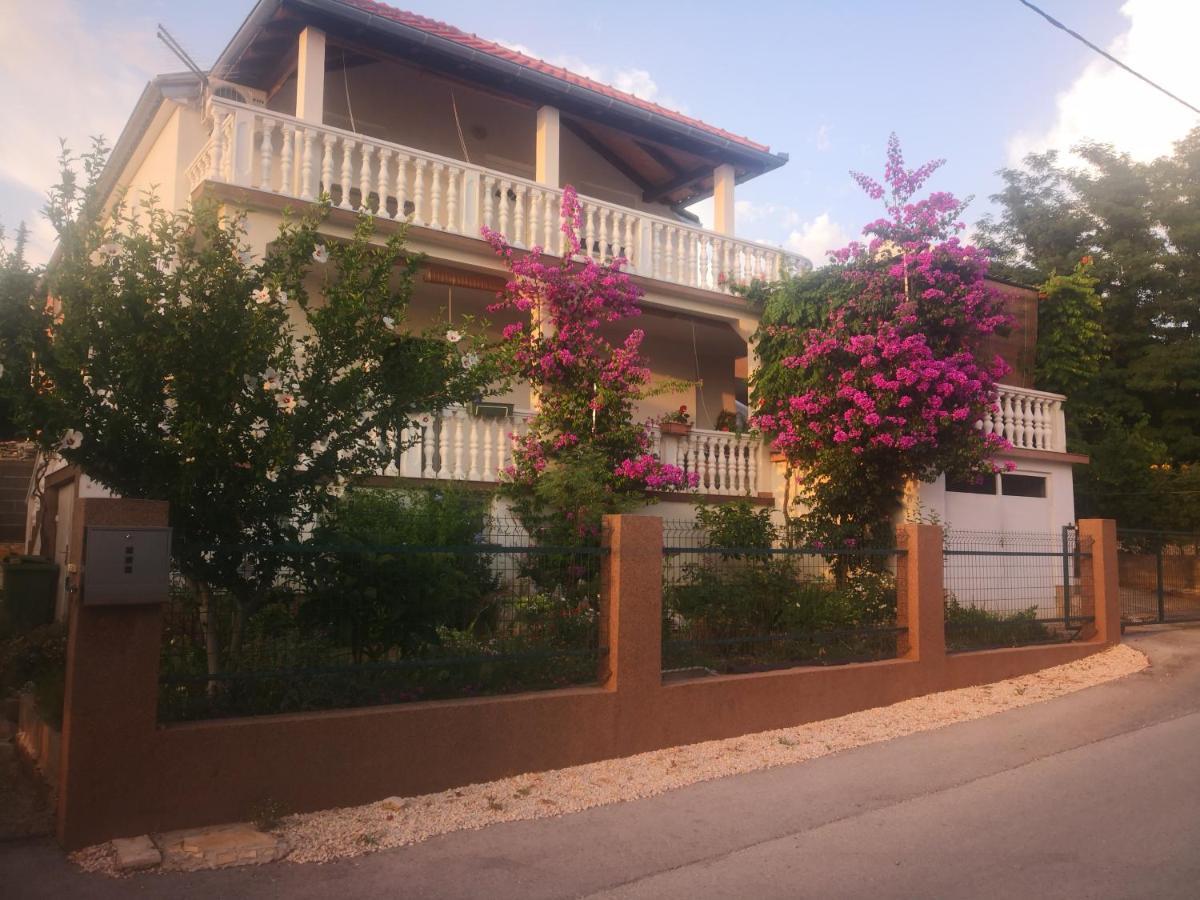 Apartment Ana غورني كارين المظهر الخارجي الصورة